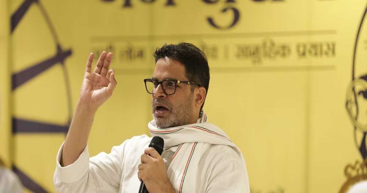 बिहार में सिर्फ दुकानें बंद हैं, लोग घरों में बना रहे शराब : प्रशांत किशोर